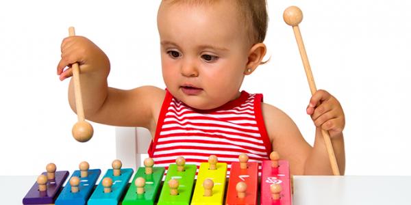 Good Toys for Young Children by Age and Stage